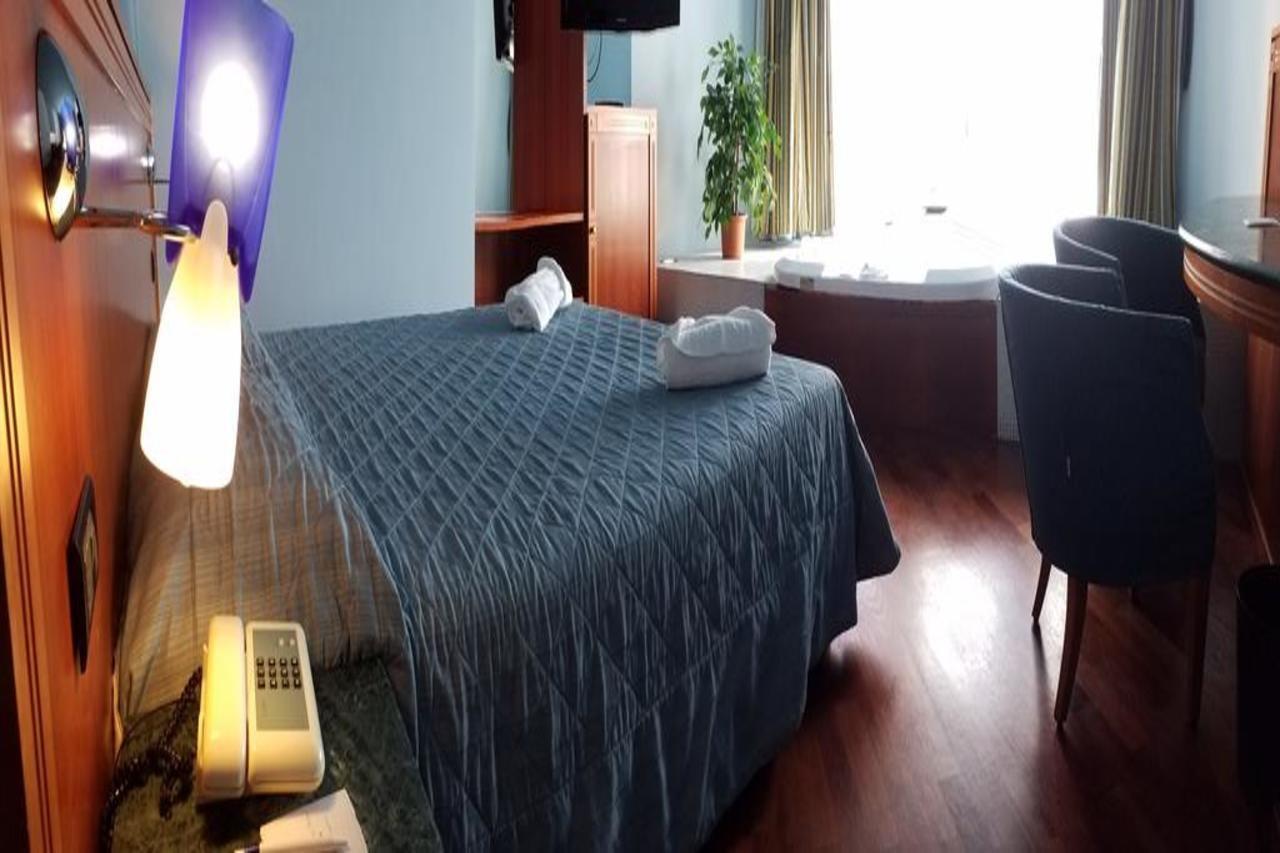 Hotel Michelangelo Palace & Spa Terni Luaran gambar